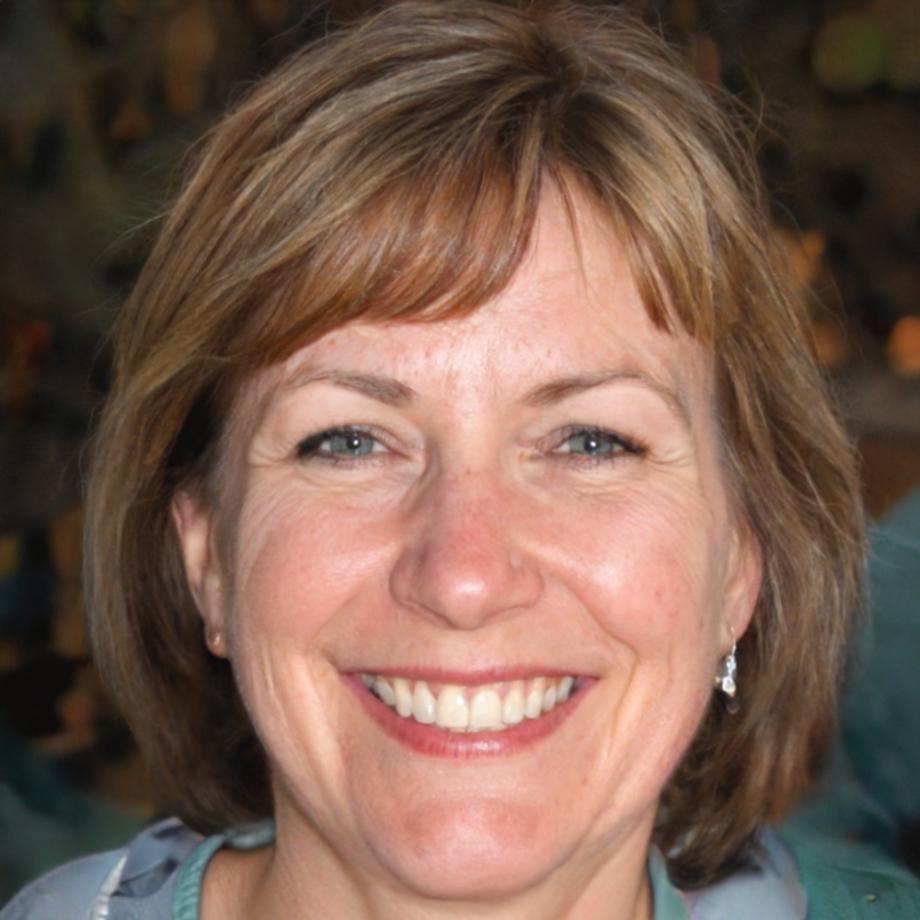 Birte Kjeldsen, Gründerin und Hauptdozentin bei scorpioaraex, während einer Schreibübung